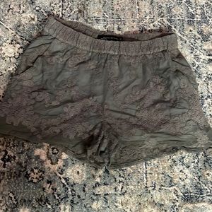 size small zara shorts